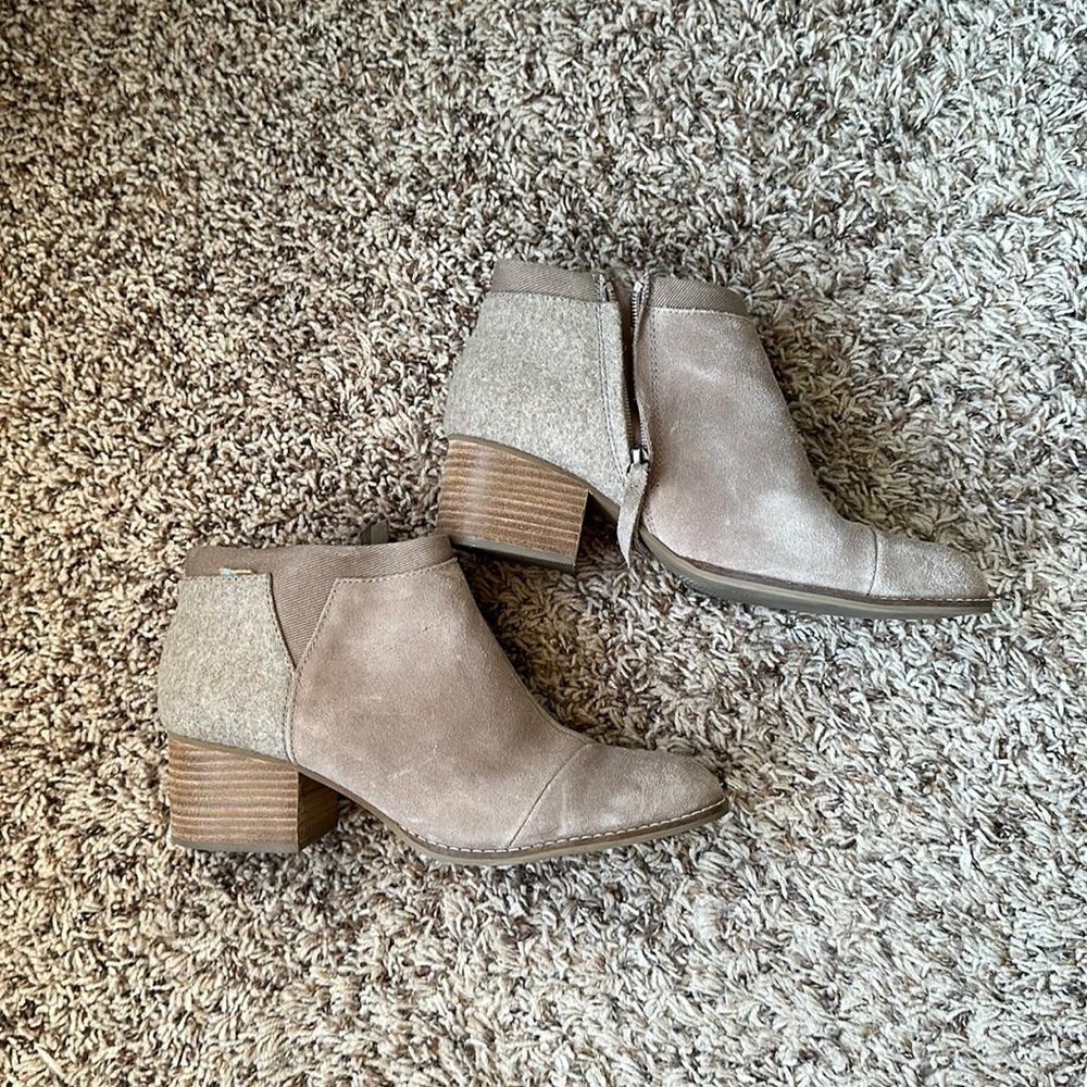 Tom’s Ankle Boots